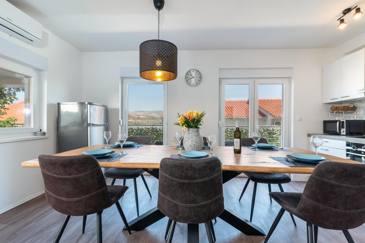 Delux Apartment Eva Trogir Exteriér fotografie