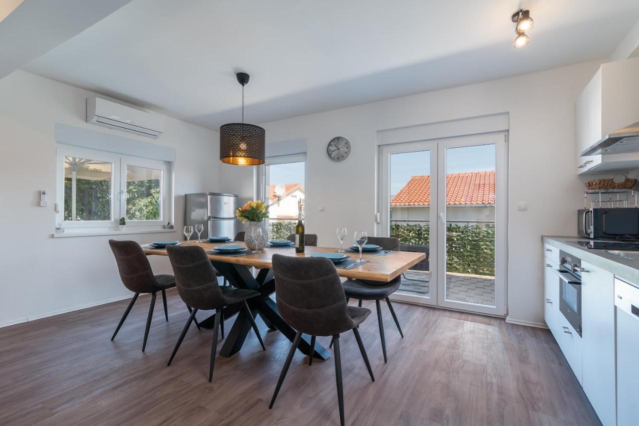 Delux Apartment Eva Trogir Exteriér fotografie