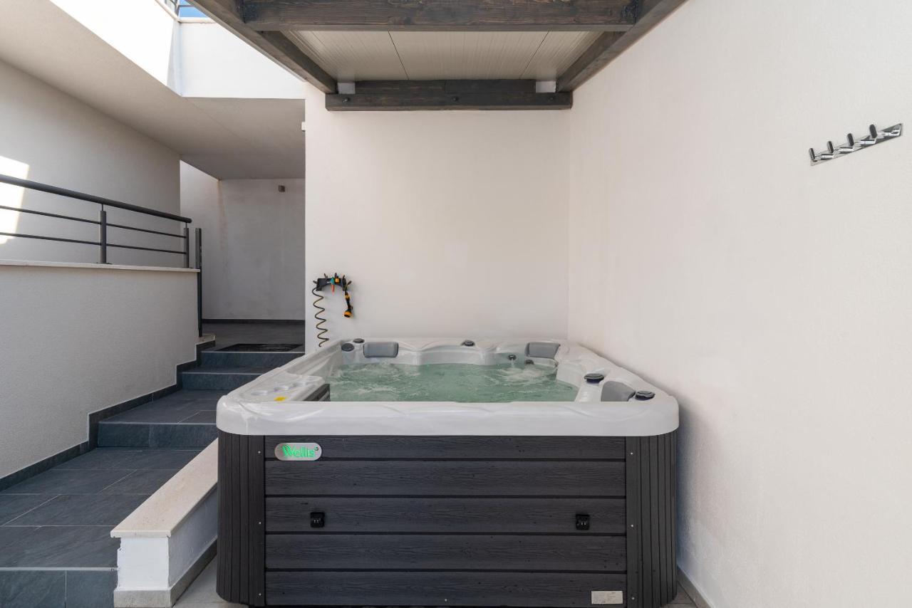 Delux Apartment Eva Trogir Exteriér fotografie