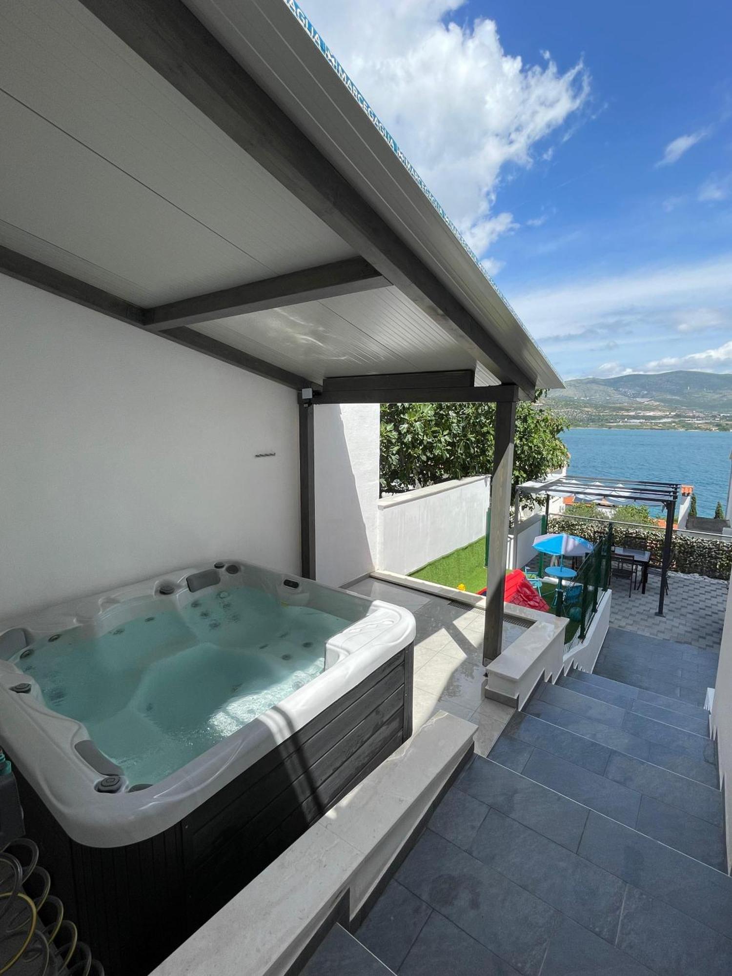 Delux Apartment Eva Trogir Exteriér fotografie